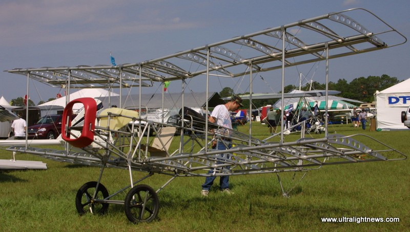 Loehle Fokker DVII experimental aircraft pictures, Loehle Fokker DVII amateur built aircraft images, Loehle Fokker DVII homebuilt plane photographs, Ultralight News newsmagazine.